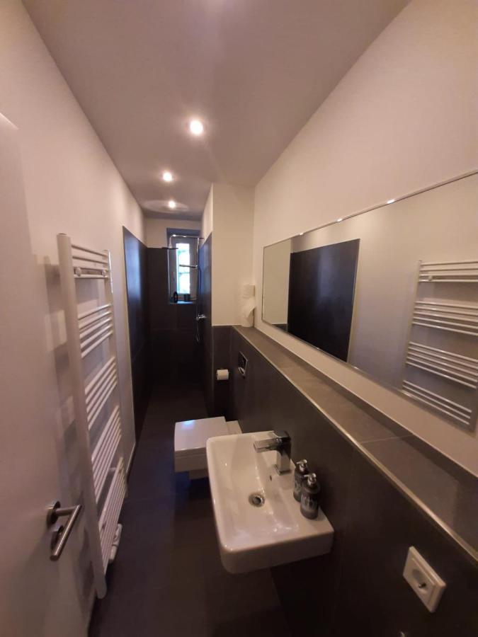 2-Zimmer Wohnung In Der City Bochum Esterno foto